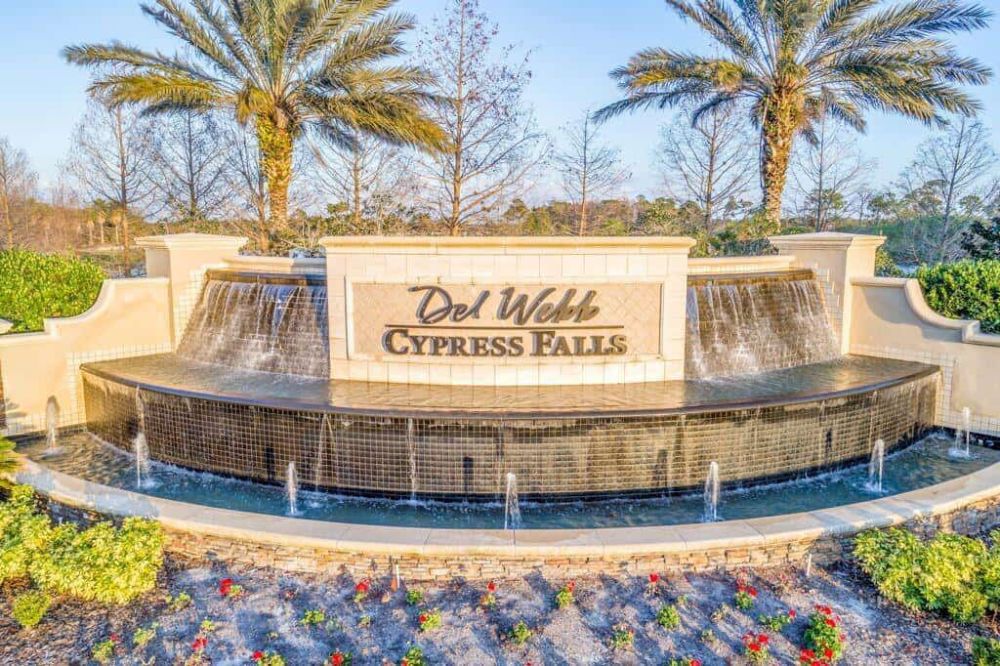 Cypress Falls at the Woodlands