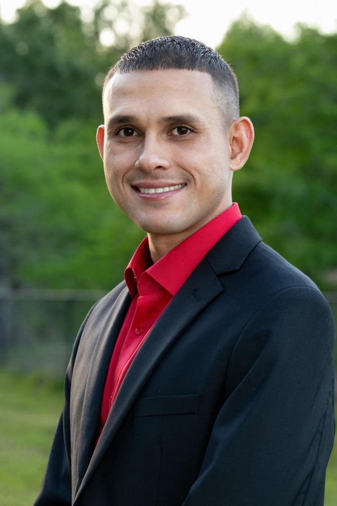 Luis  Perez-Castaneda